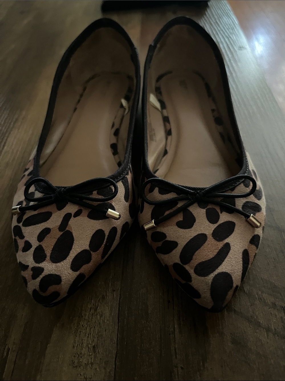 Leopard Print Pointed Toe Ballet Flats with Bow - Brown & Black